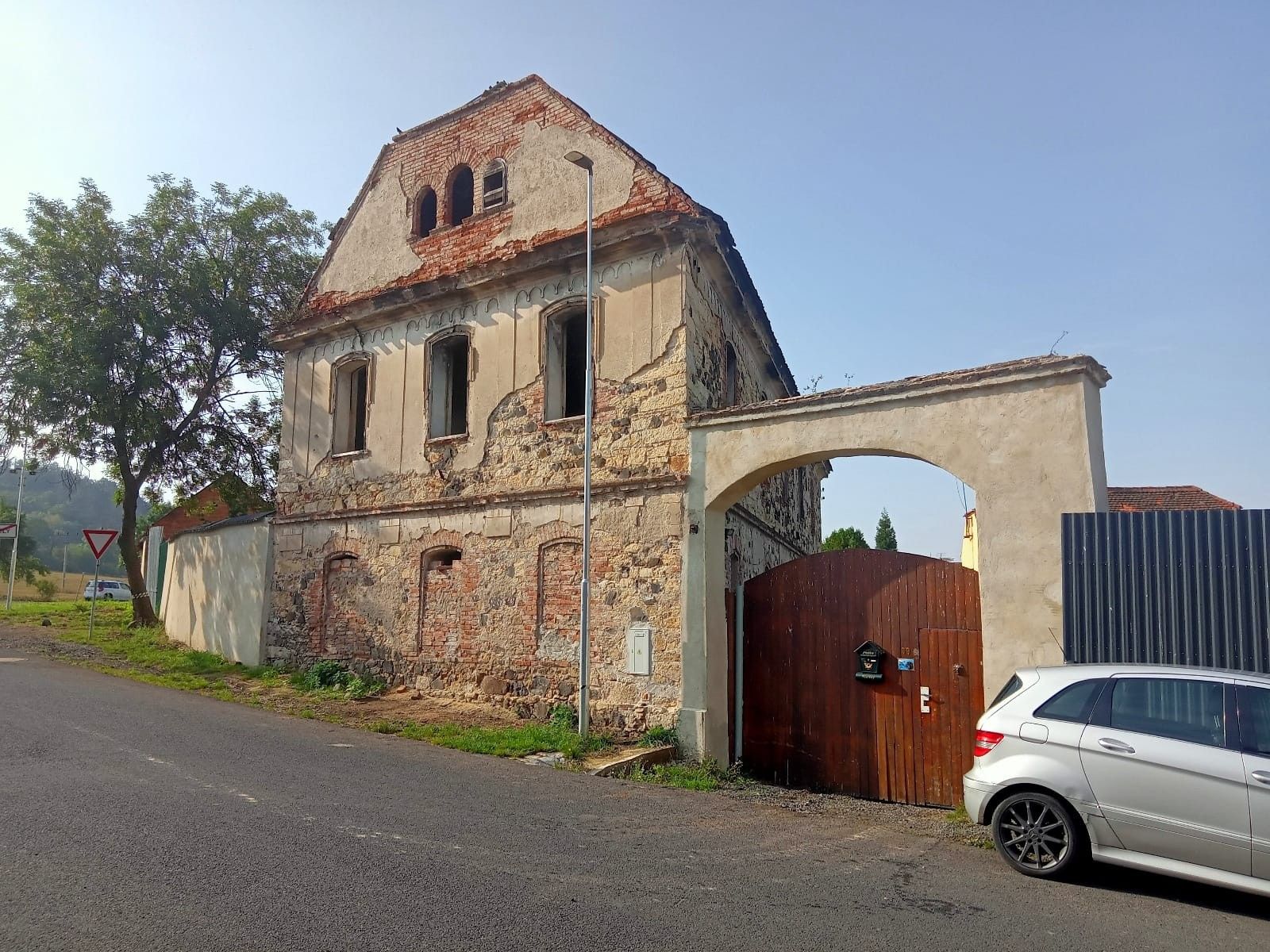 Prodej domu 1172 m² - foto 1