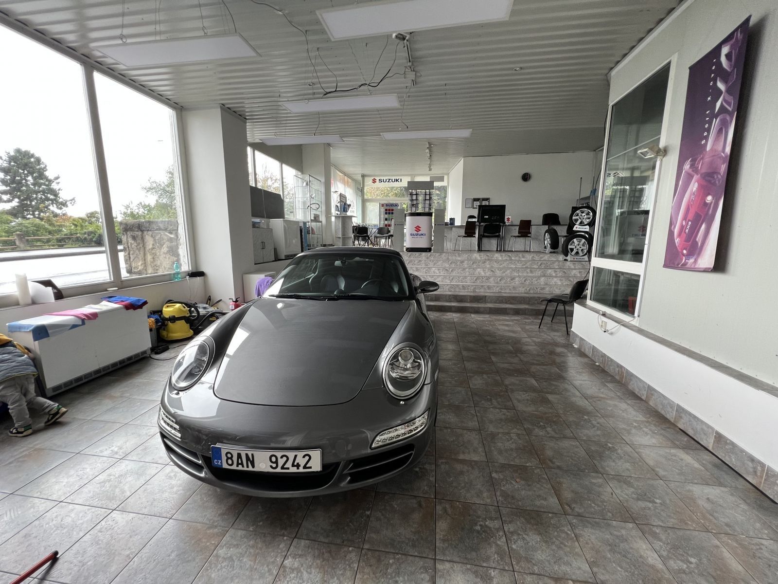Prodej nemovitosti 700 m² - foto 1