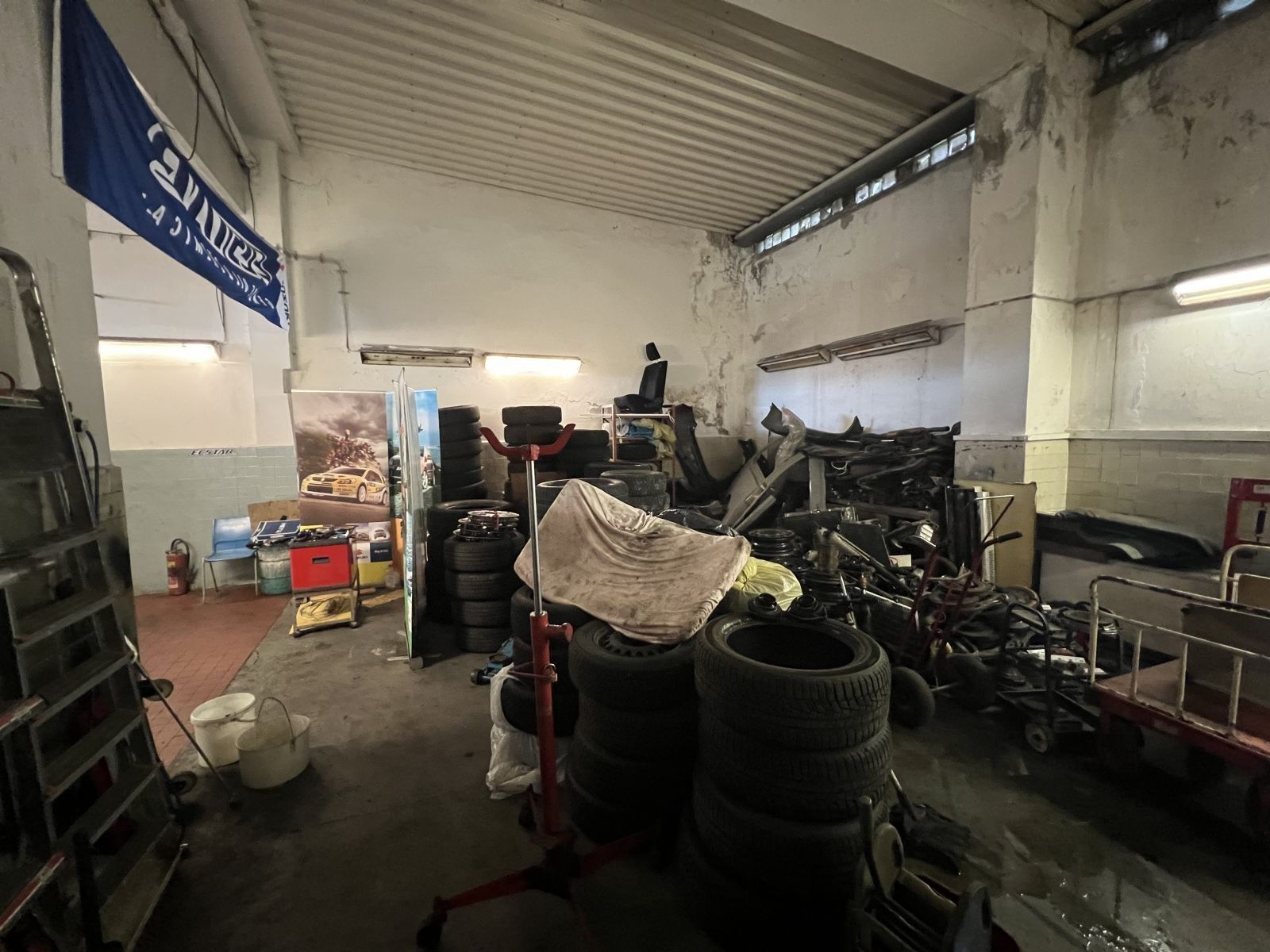 Prodej nemovitosti 700 m² - foto 15