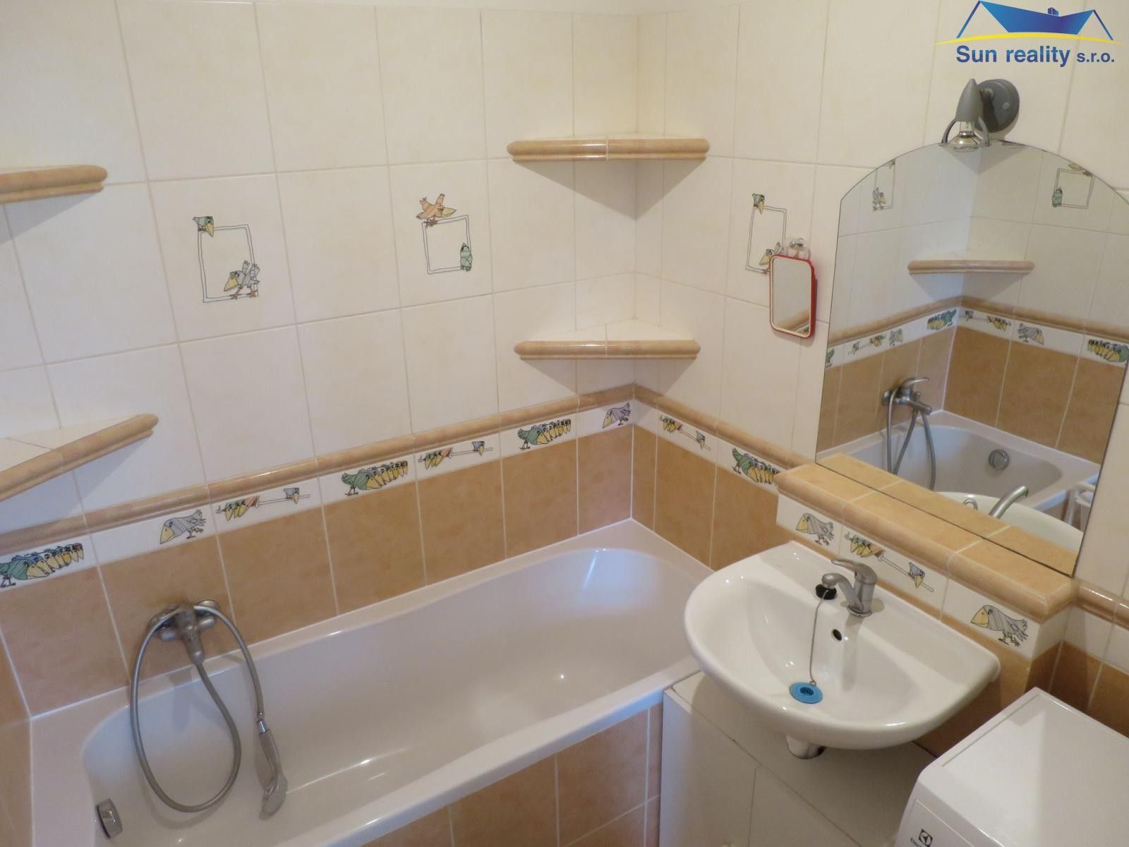 Pronájem bytu 2+1 58 m² - foto 5