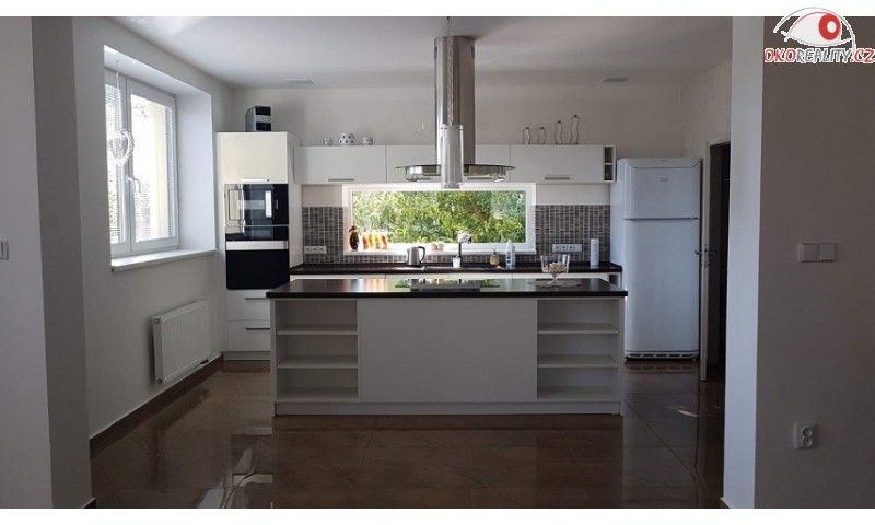 Prodej domu 200 m² - foto 4