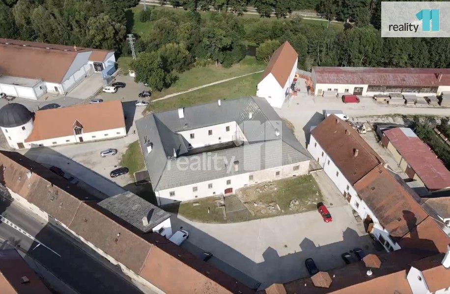 Prodej komerčního prostoru 1544 m² - foto 4
