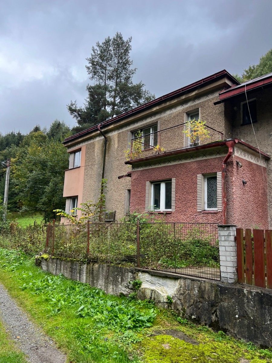 Prodej domu 200 m² - foto 1