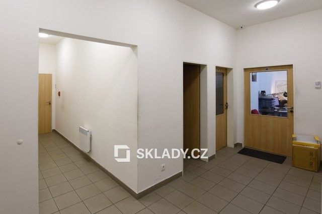 Pronájem komerčního prostoru 6000 m² - foto 5