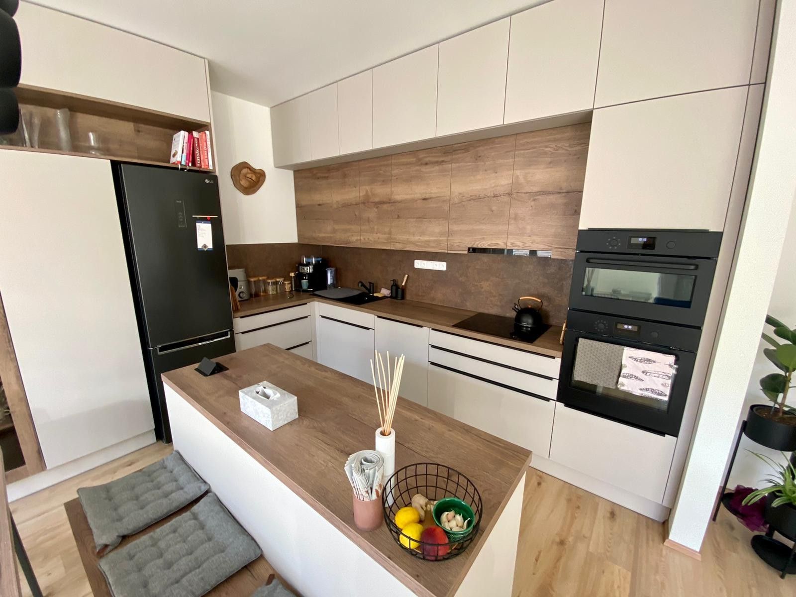 Prodej bytu 3+kk 126 m² - foto 3