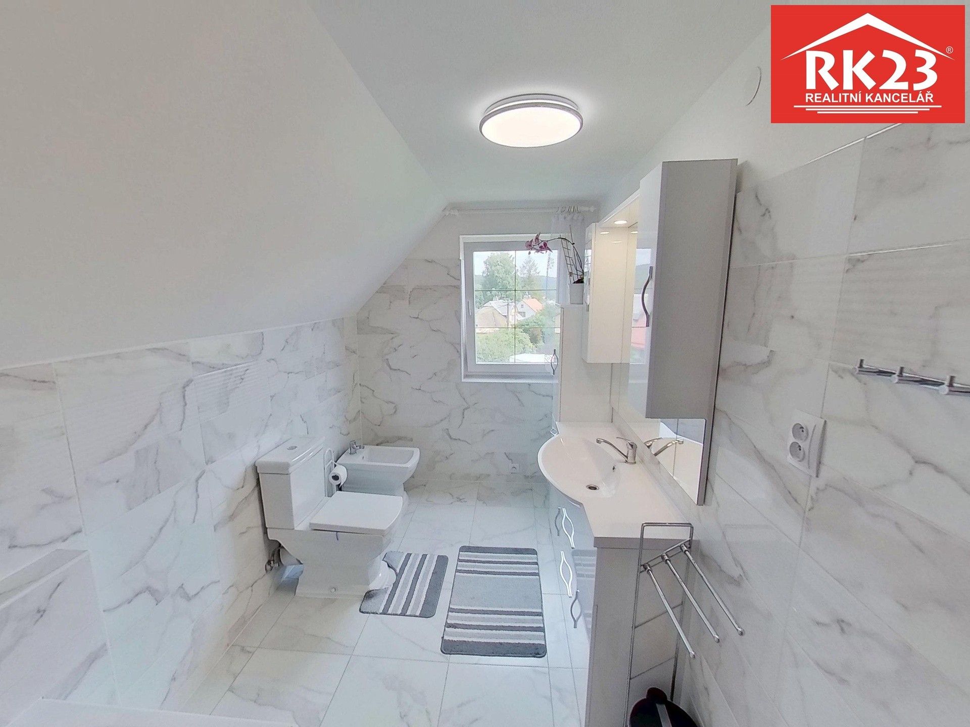 Prodej nemovitosti 112 m² - foto 11