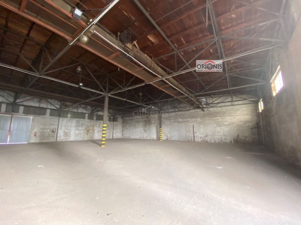 Pronájem komerčního prostoru 672 m² - foto 10