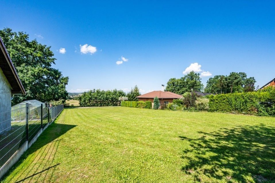 Prodej pozemku 926 m² - foto 1