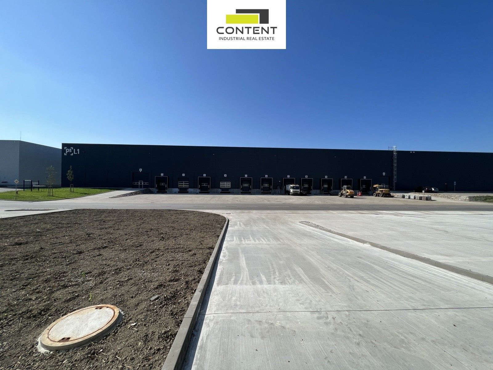 Pronájem komerčního prostoru 15000 m² - foto 10