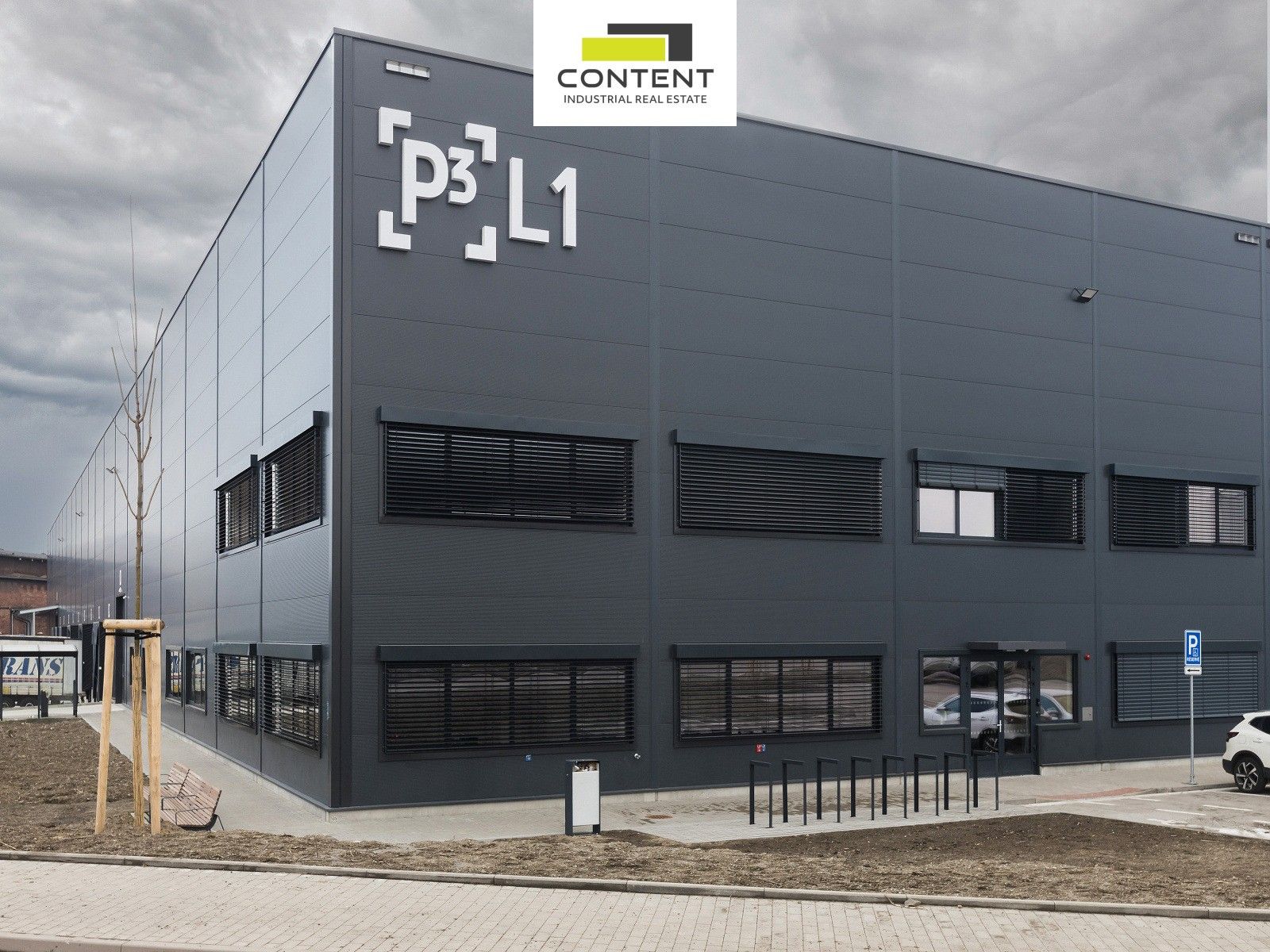 Pronájem komerčního prostoru 15000 m² - foto 15