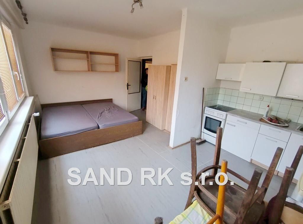 Pronájem bytu 153 m² - foto 16