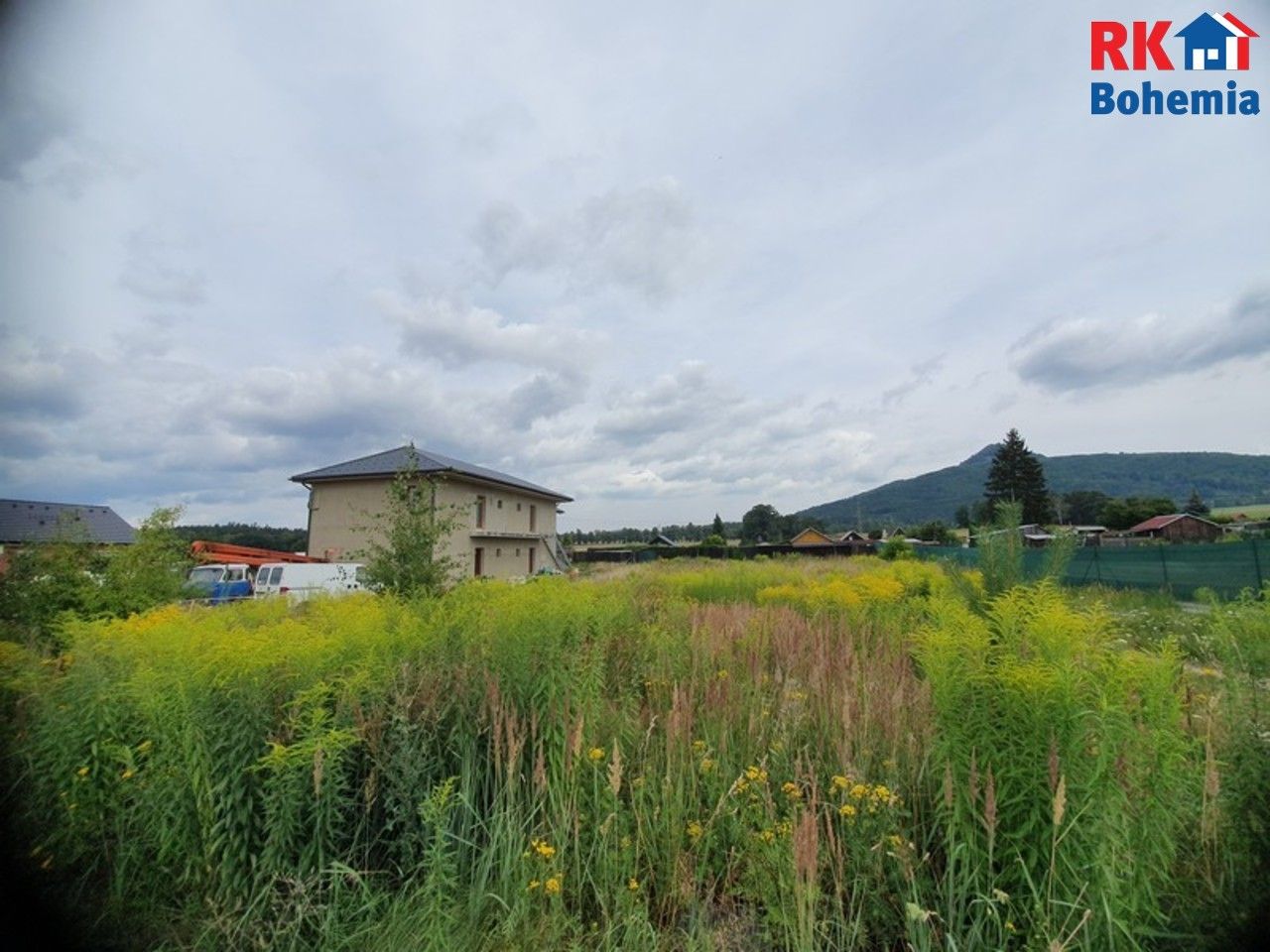Prodej pozemku 1401 m² - foto 1