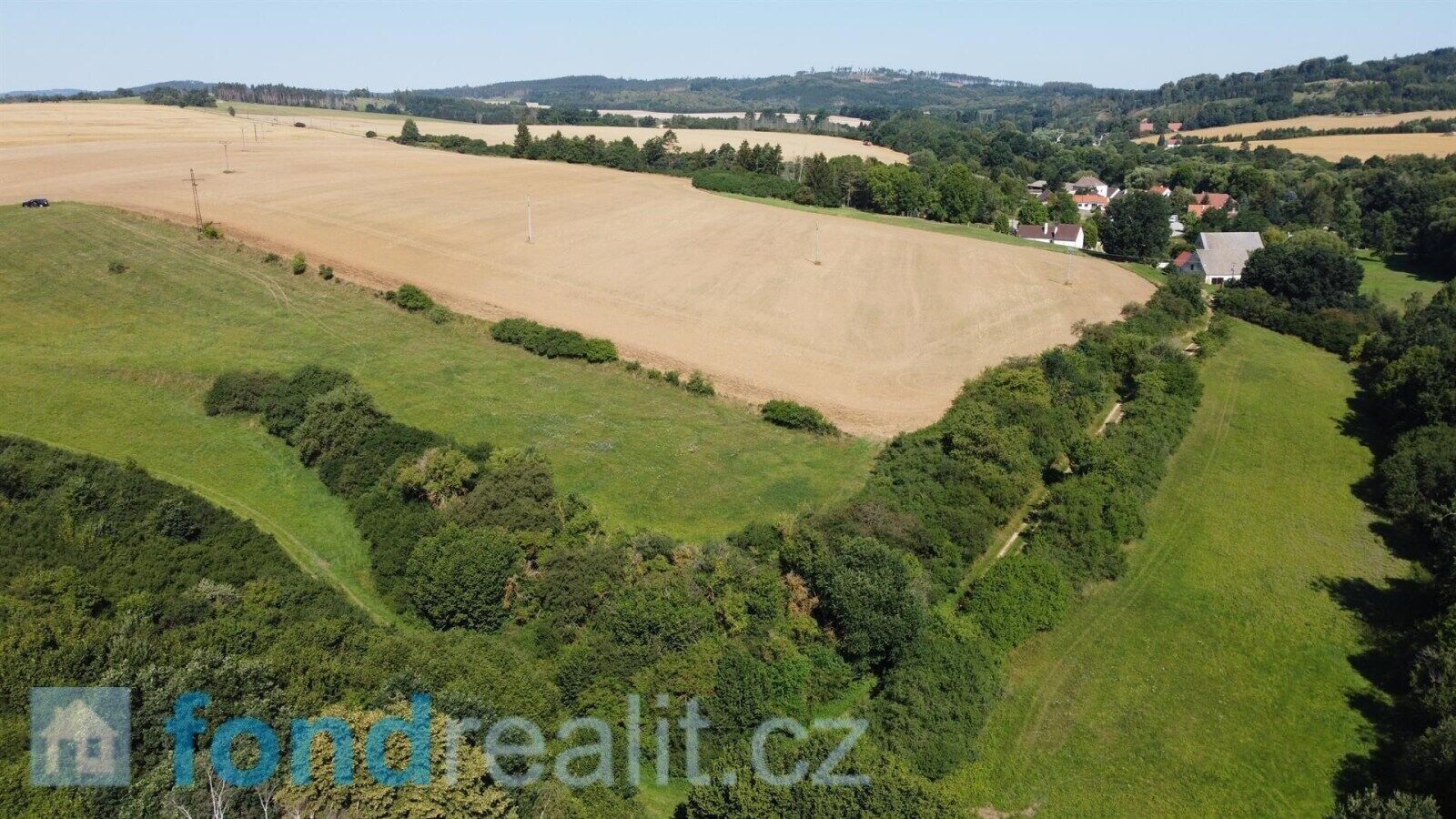 Prodej nemovitosti 11272 m² - foto 2