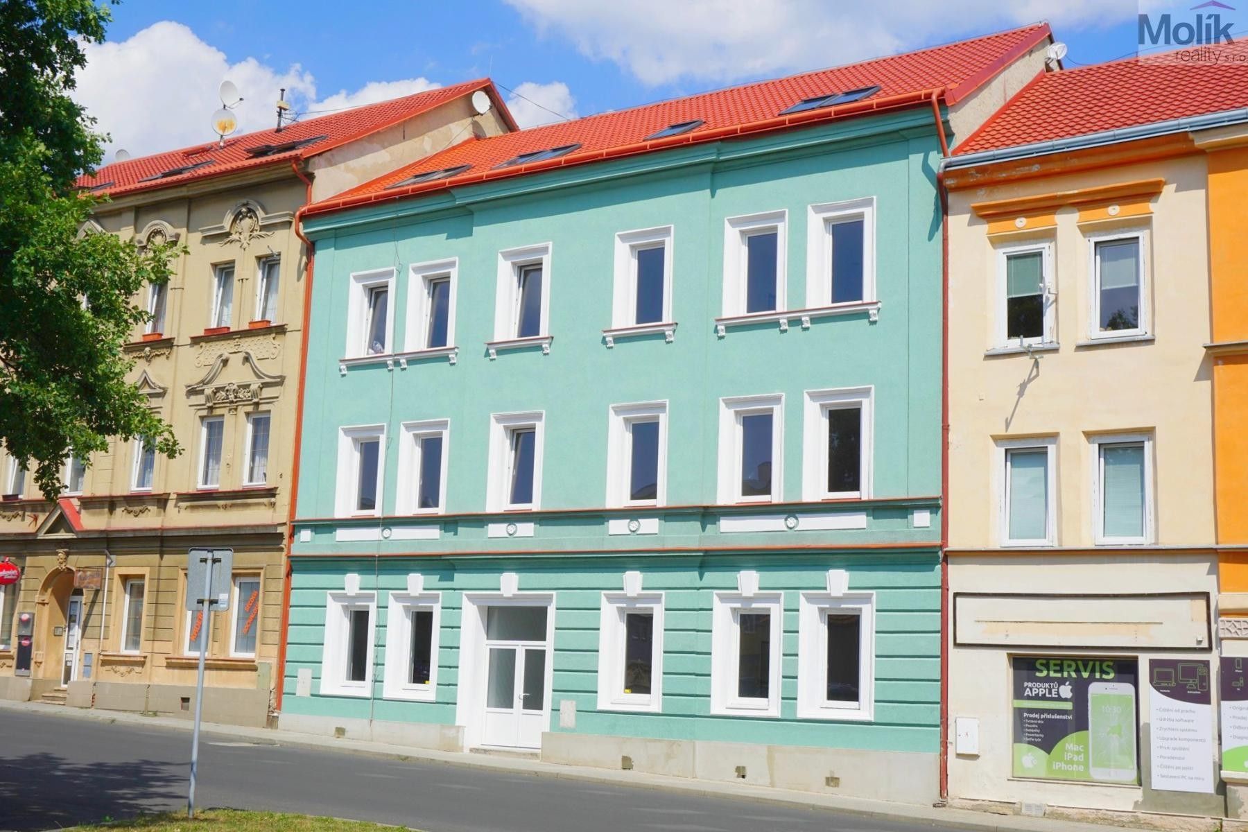 Pronájem bytu 3+kk 64 m² - foto 1