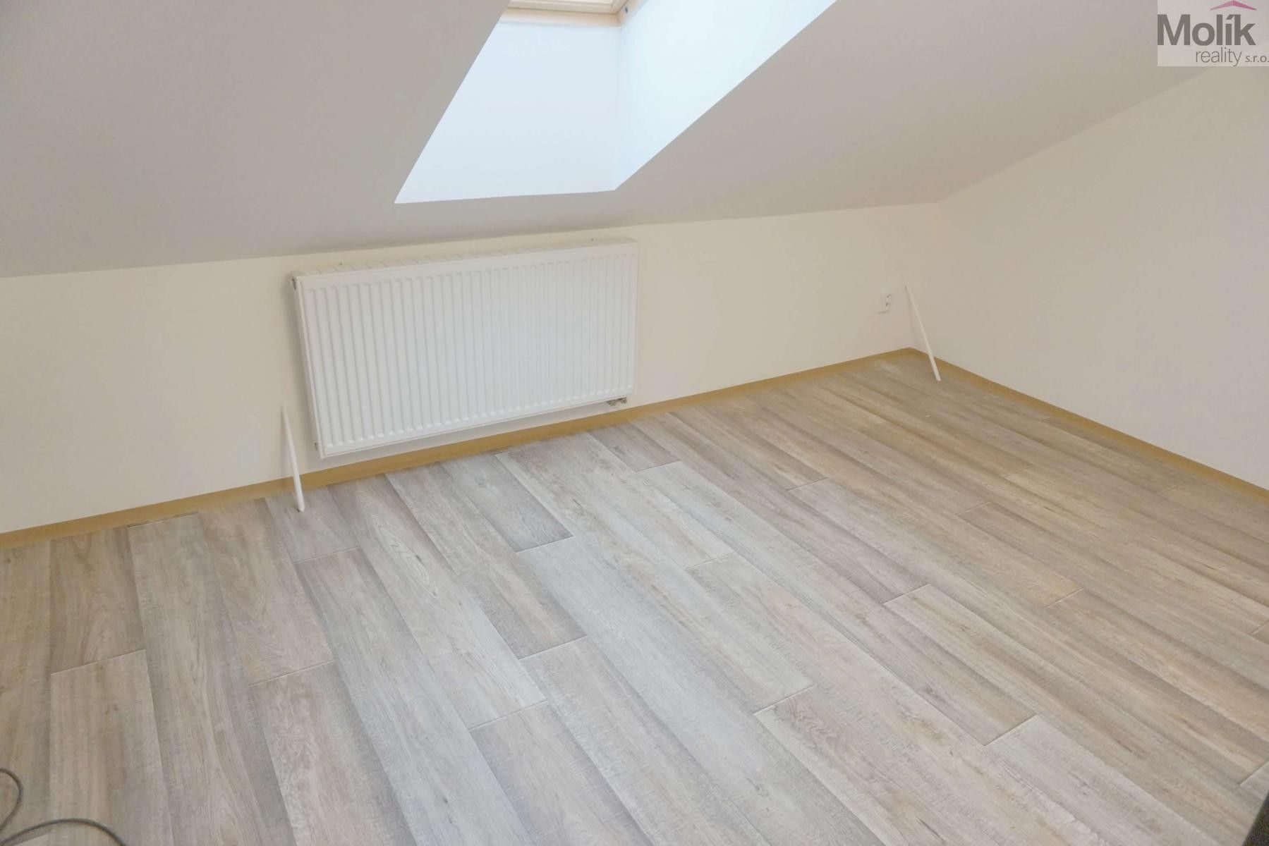 Pronájem bytu 3+kk 64 m² - foto 15