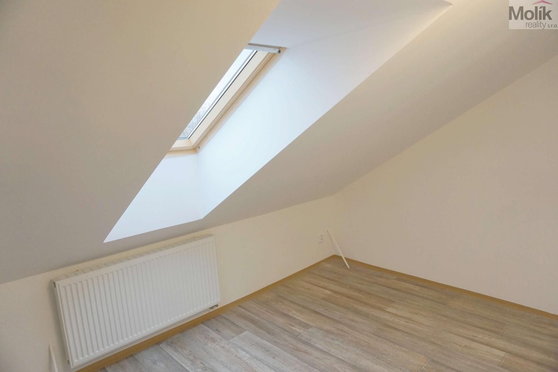 Pronájem bytu 3+kk 64 m² - foto 14