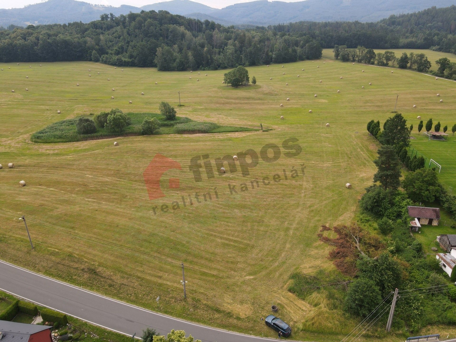 Prodej pozemku 1489 m² - foto 1