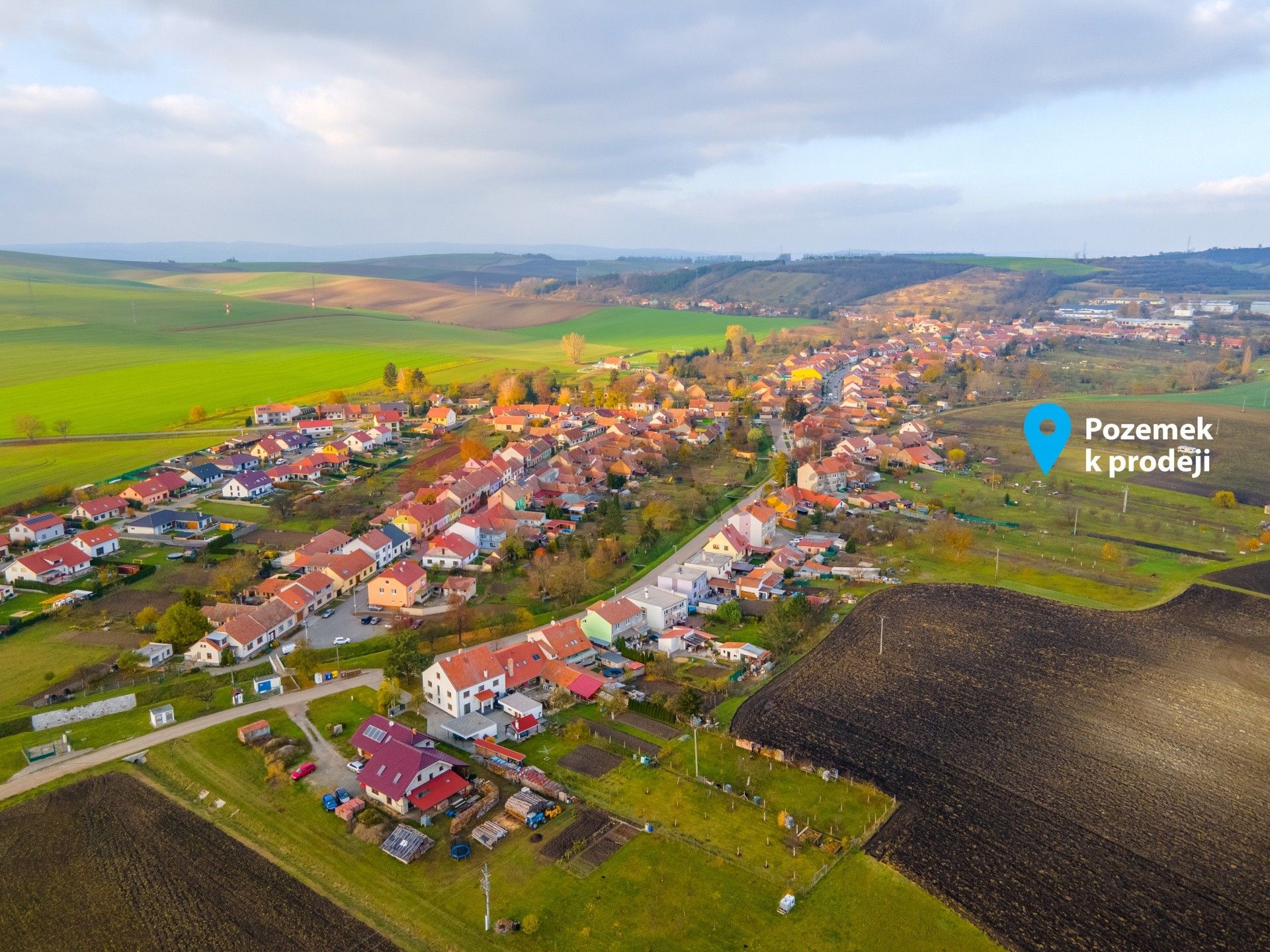 Prodej pozemku 2177 m² - foto 1