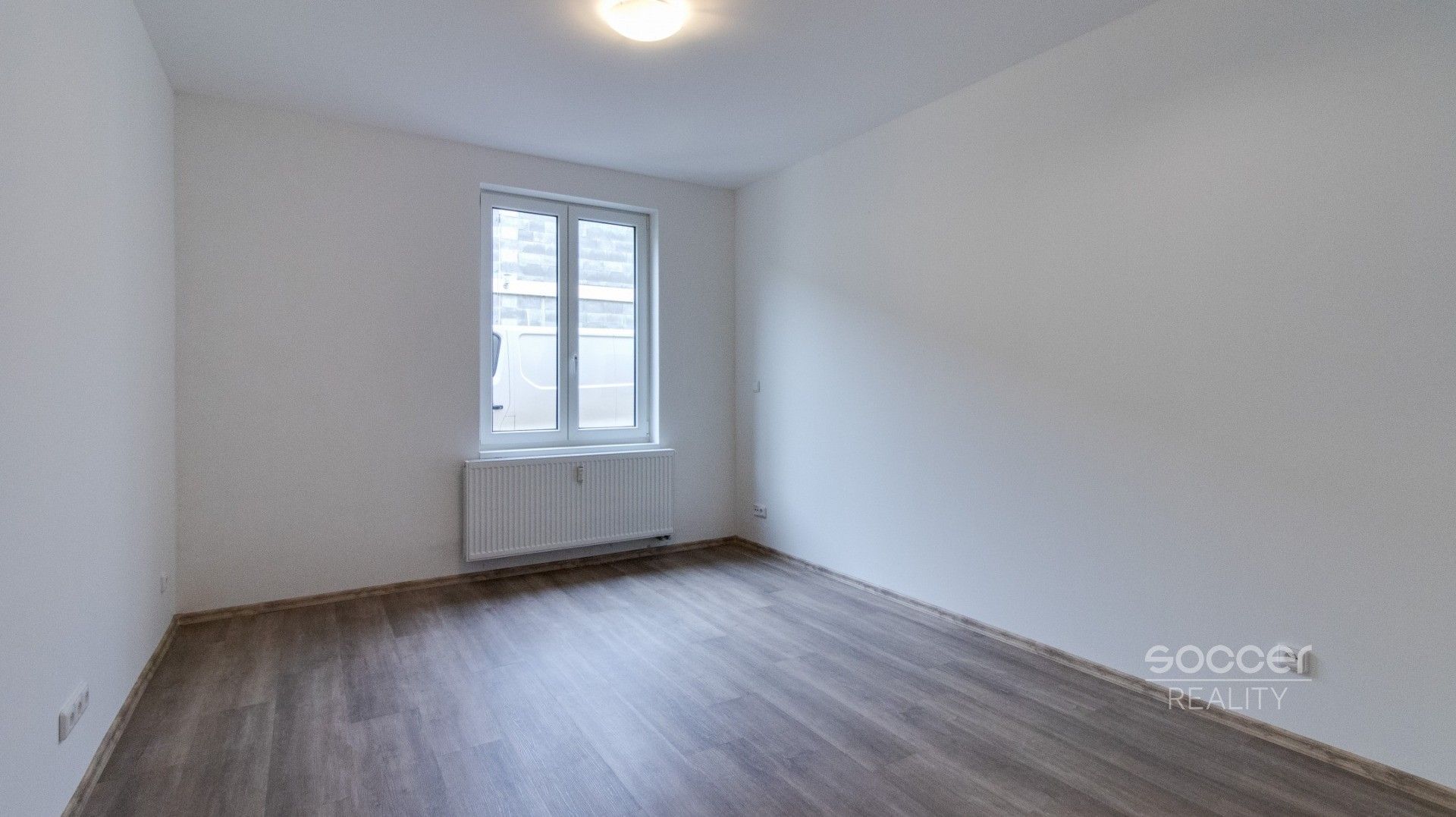 Pronájem bytu 2+kk 40 m² - foto 2