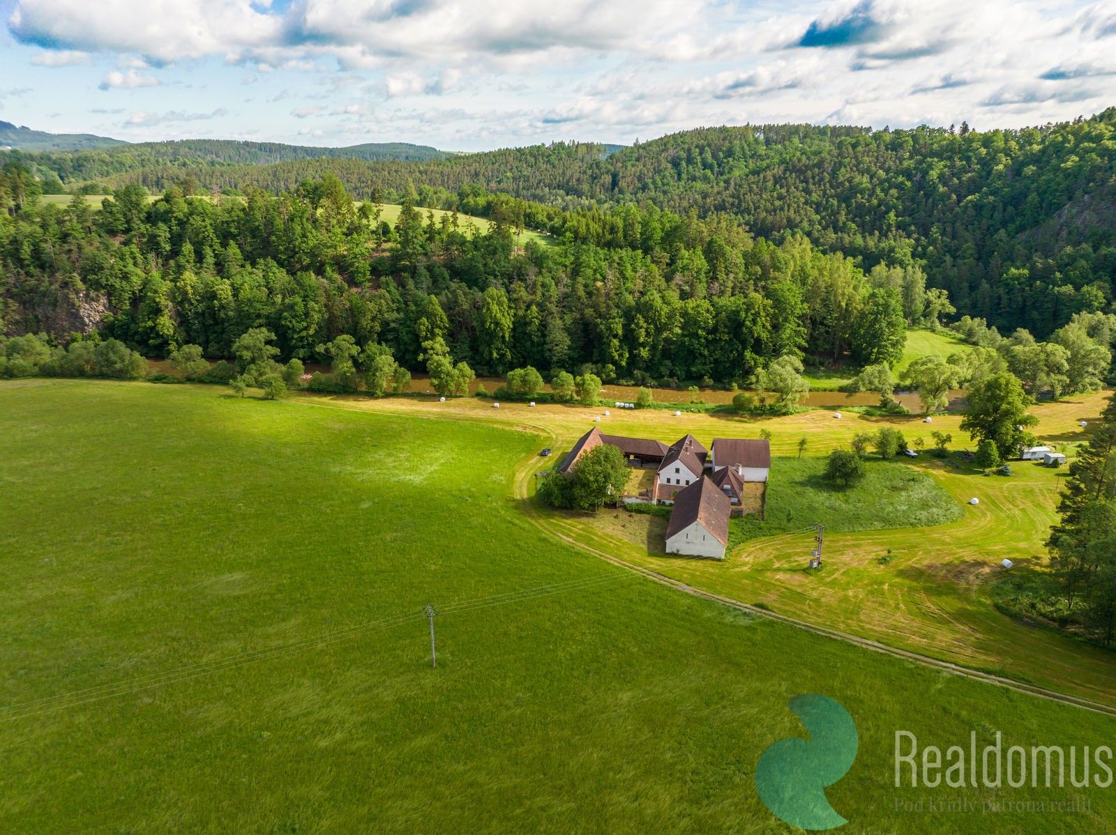 Prodej domu 1300 m² - foto 5