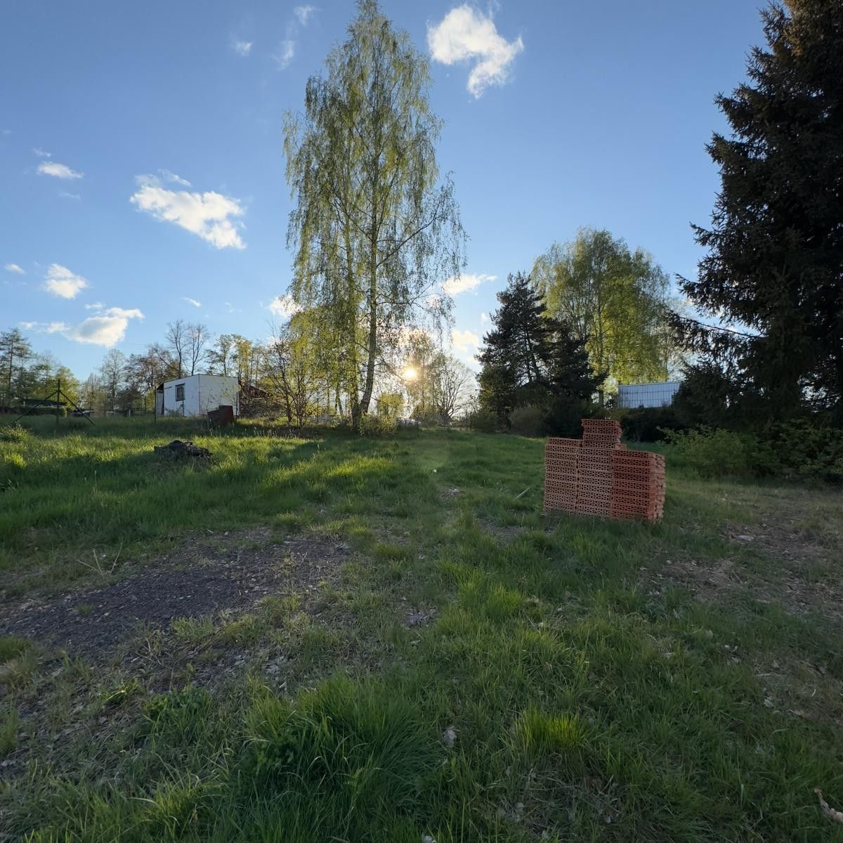 Prodej pozemku 671 m² - foto 1