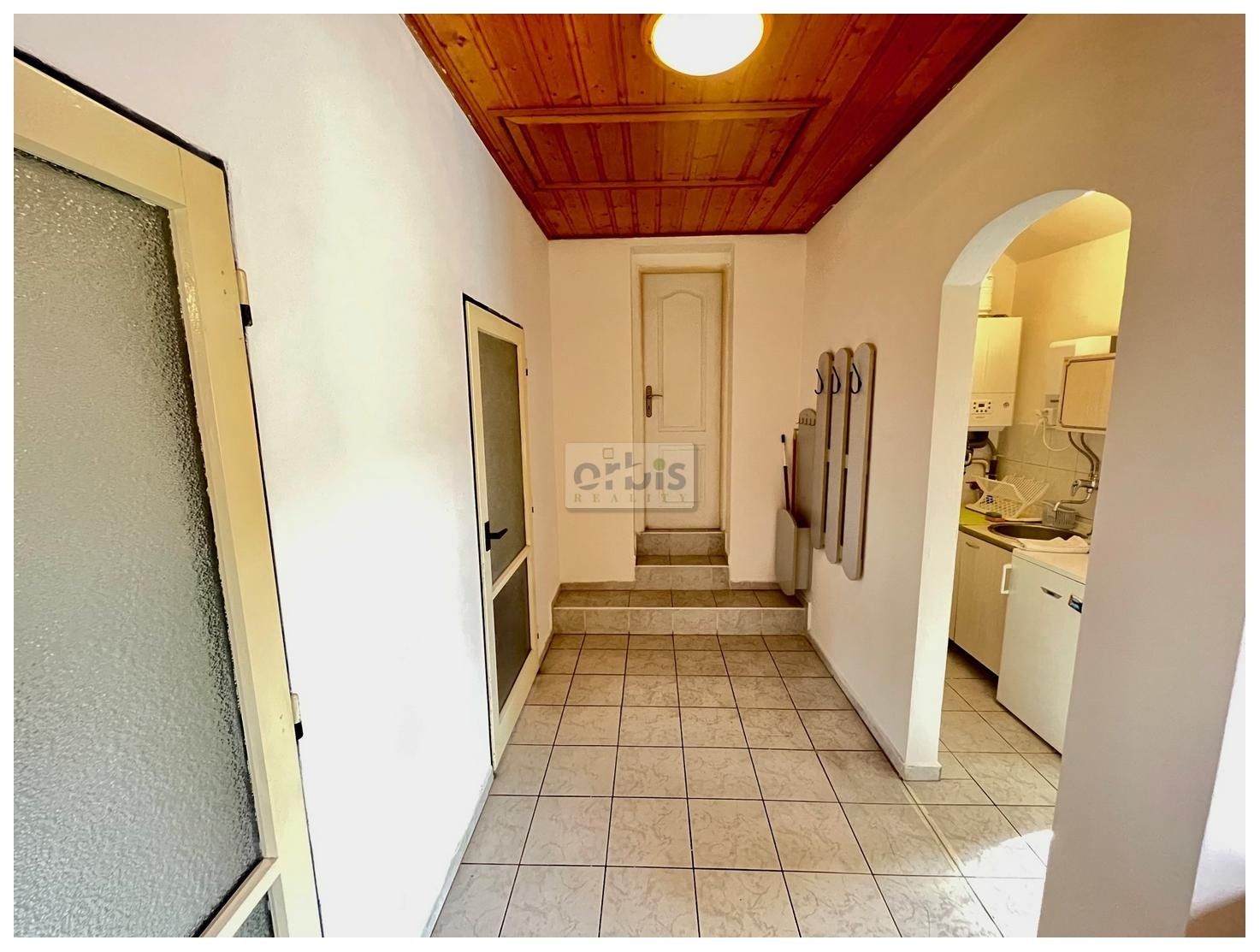 Pronájem komerčního prostoru 91 m² - foto 10