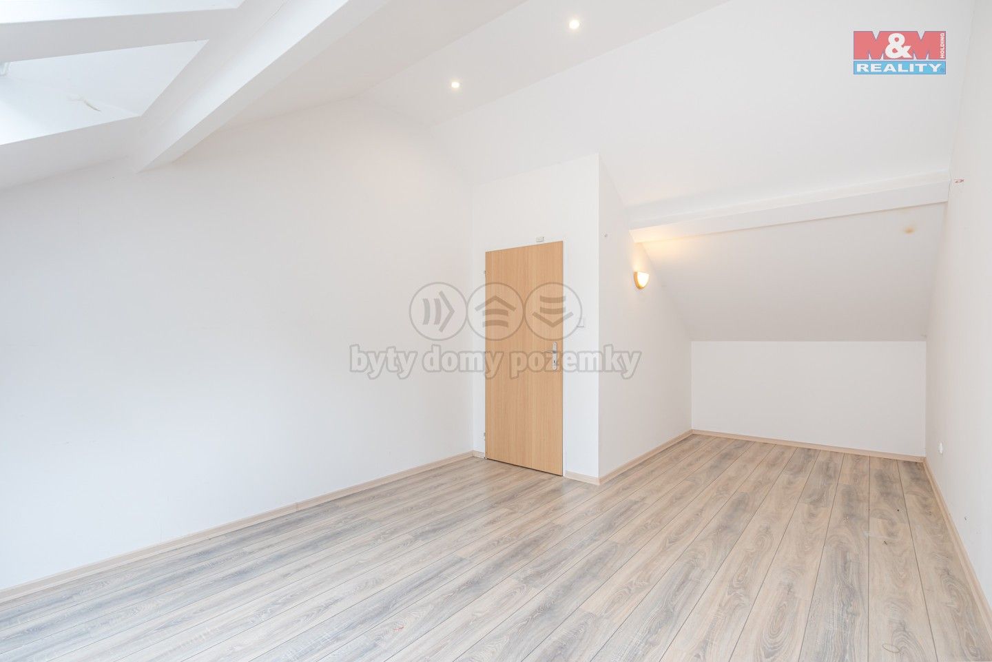 Prodej komerčního prostoru 166 m² - foto 7