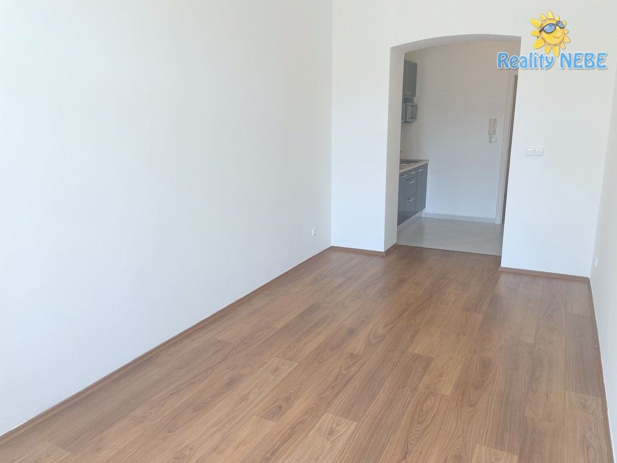 Pronájem bytu 1+kk 26 m² - foto 2