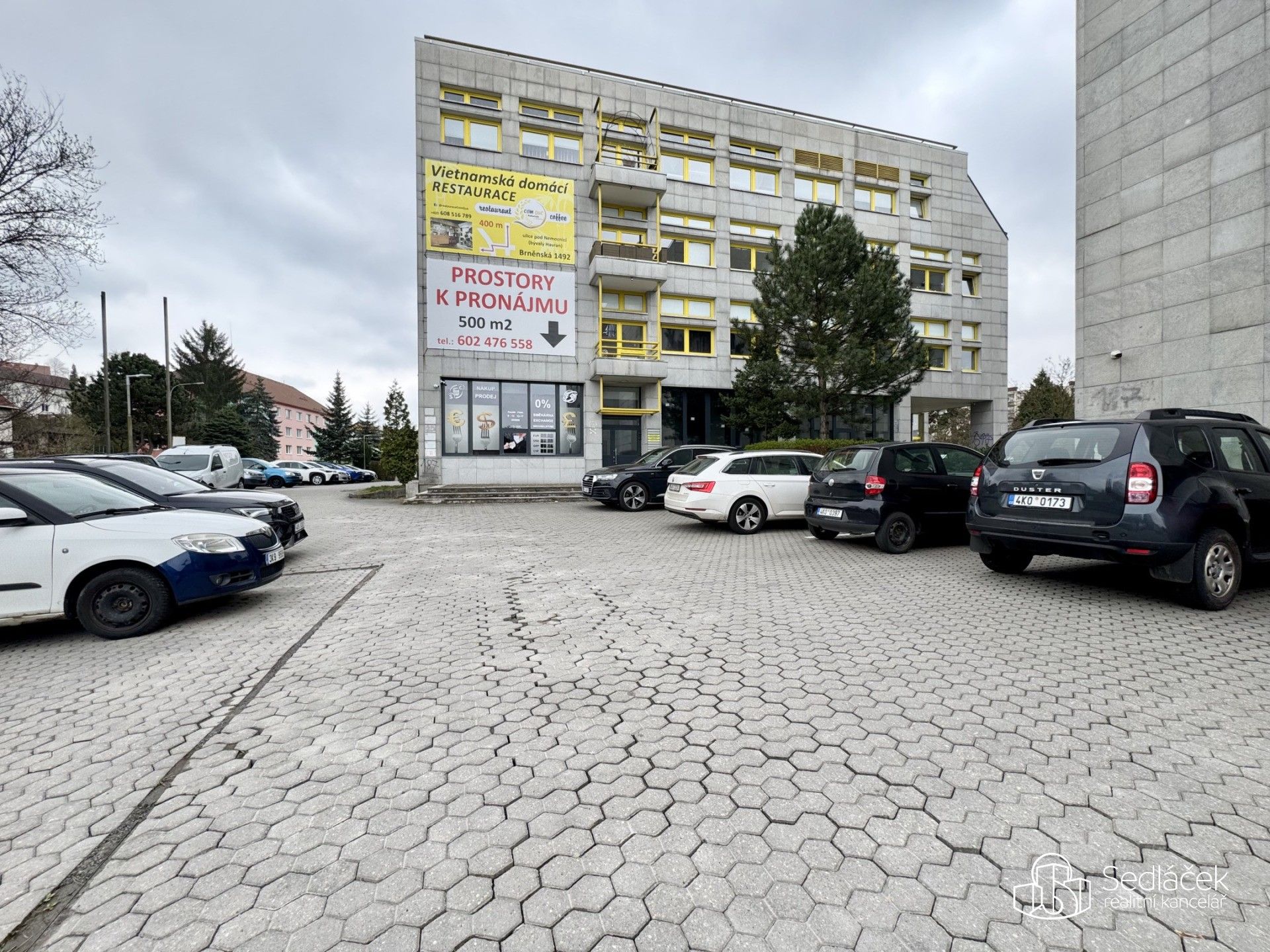 Pronájem komerčního prostoru 350 m² - foto 14