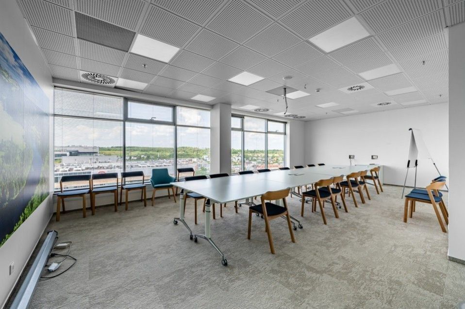 Pronájem komerčního prostoru 256 m² - foto 4