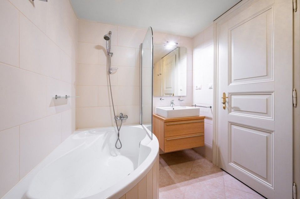 Pronájem bytu 3+kk 107 m² - foto 11