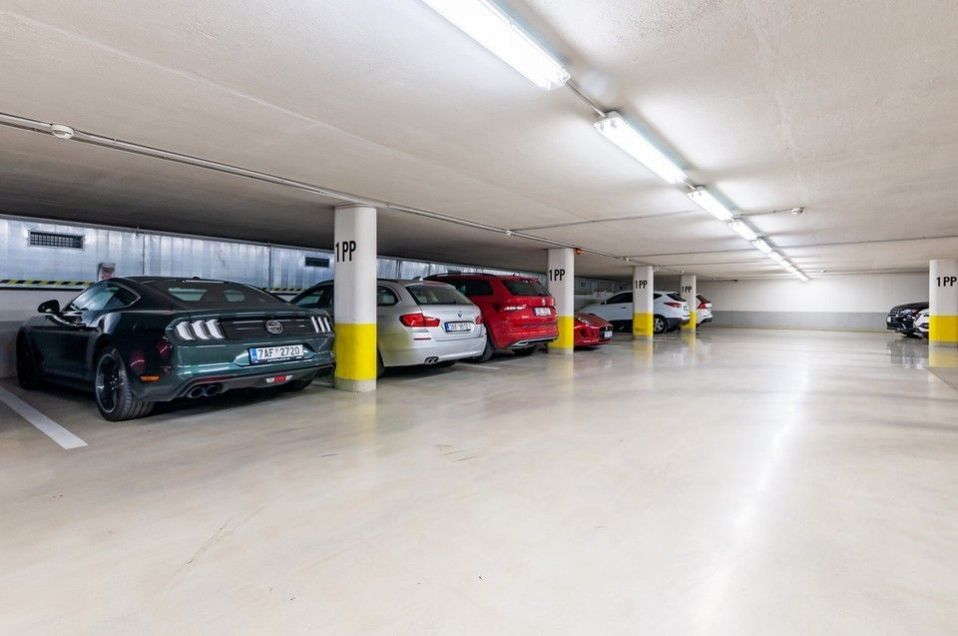 Pronájem bytu 3+kk 107 m² - foto 16