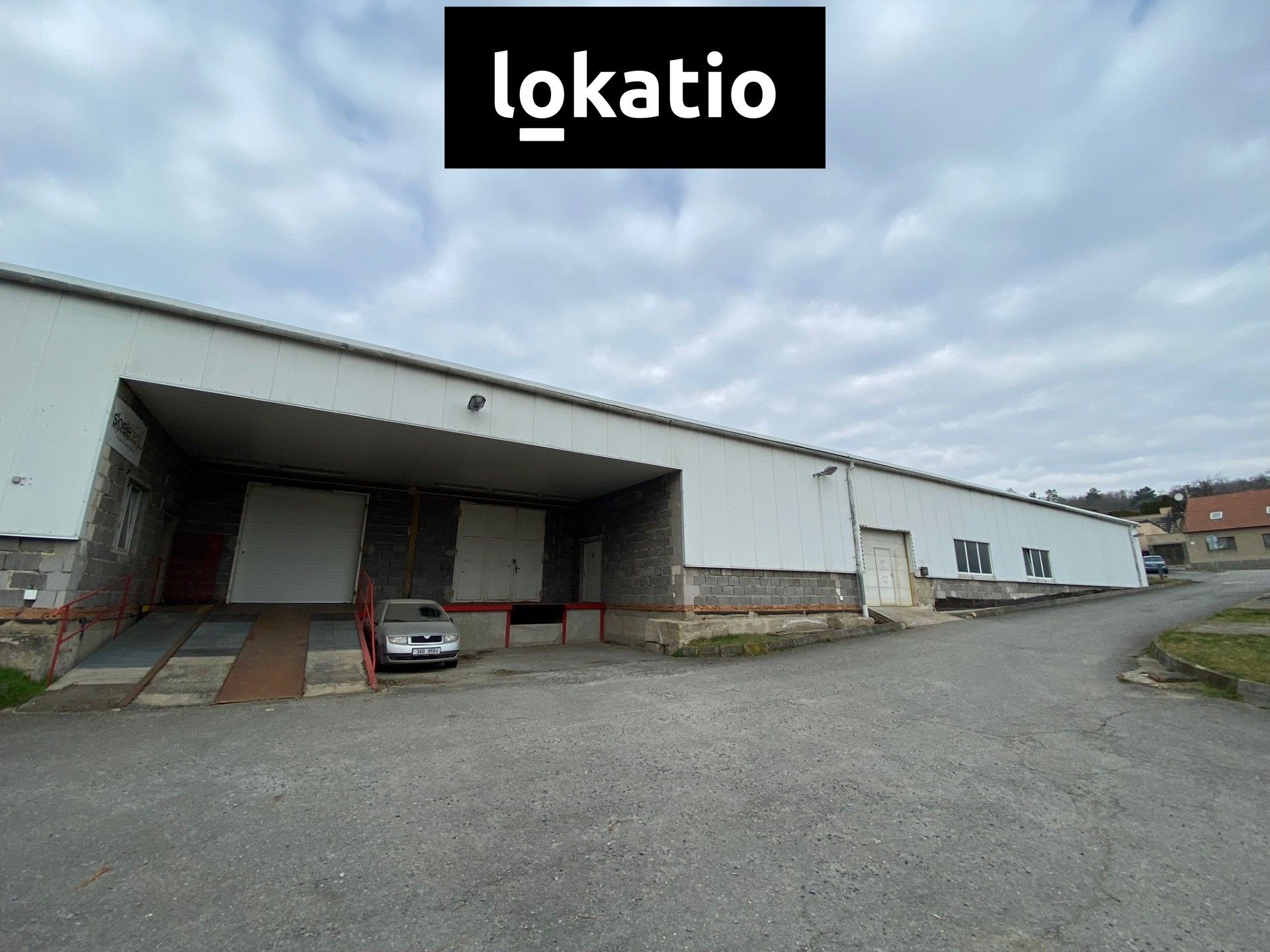 Pronájem komerčního prostoru 1237 m² - foto 4