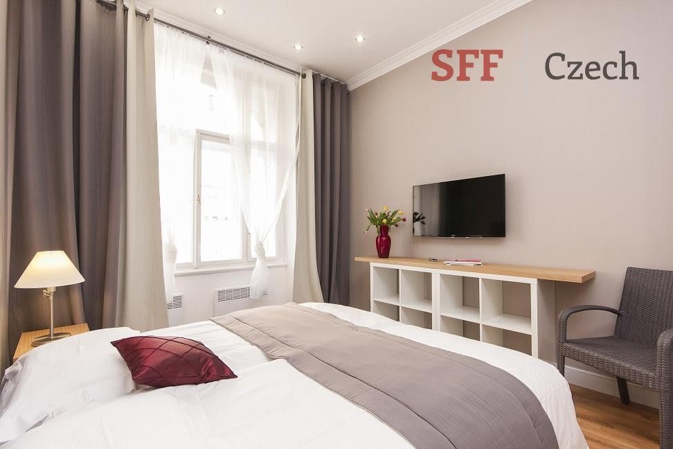 Pronájem bytu 3+kk 81 m² - foto 4