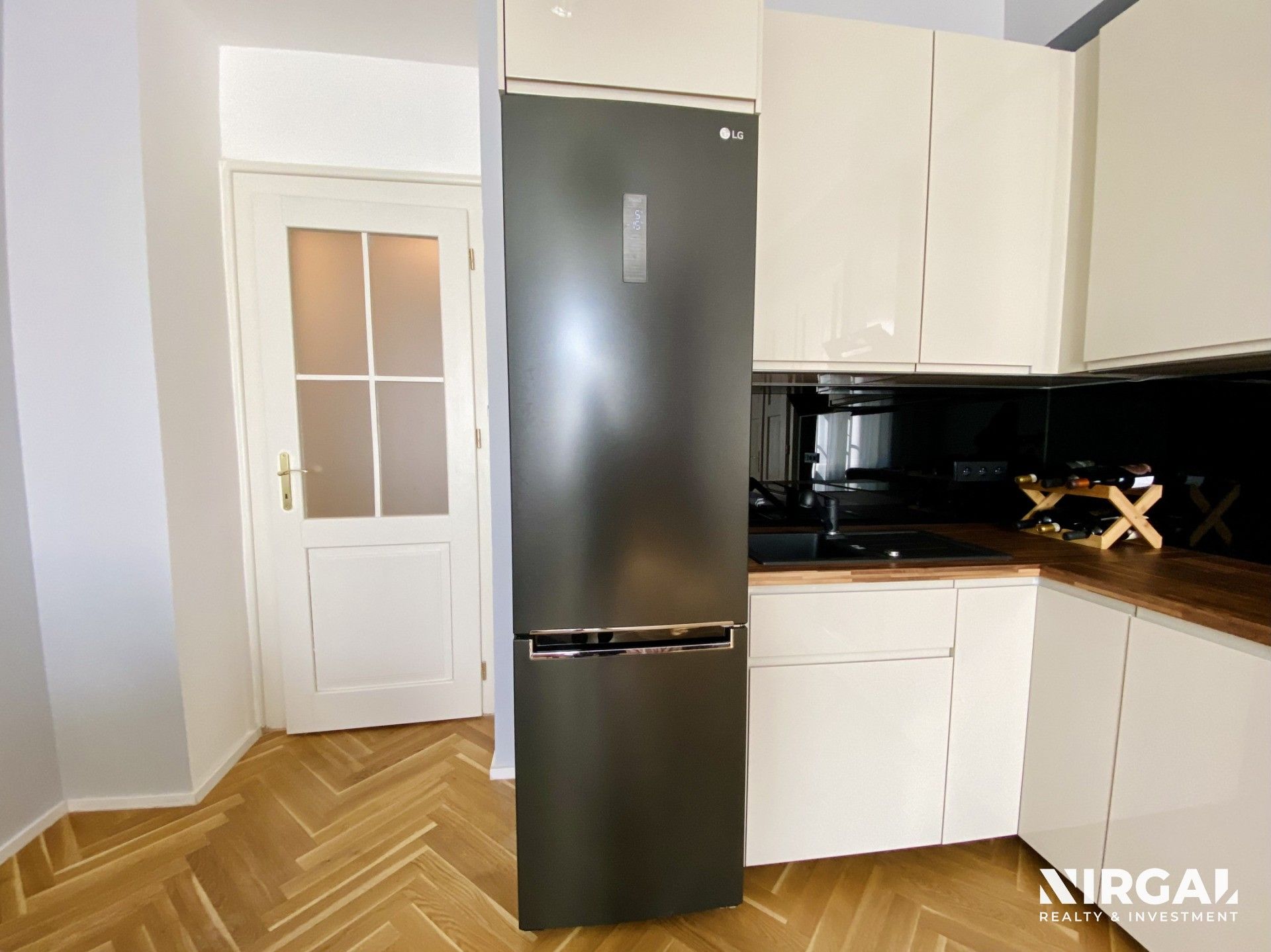 Pronájem bytu 2+kk 53 m² - foto 8