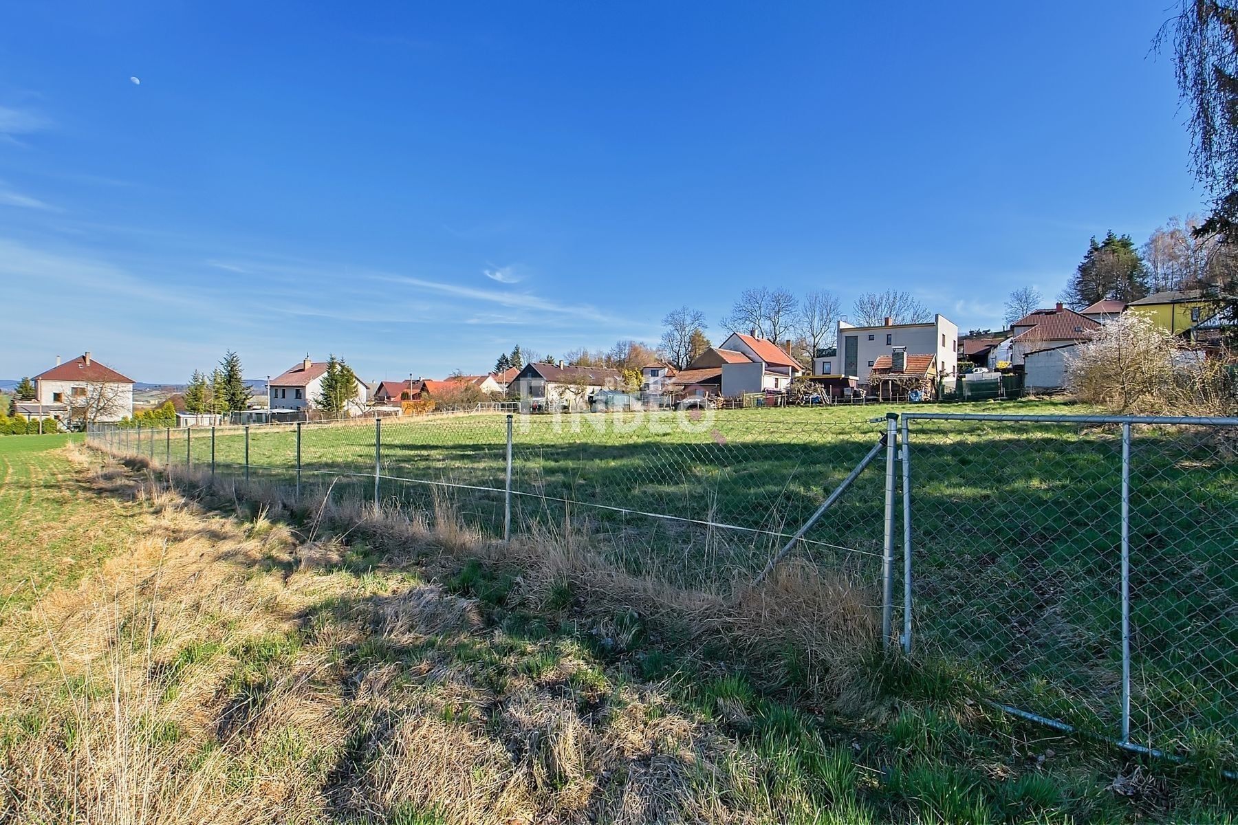 Prodej pozemku 2165 m² - foto 6