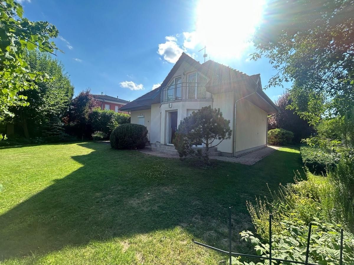 Pronájem domu 200 m² - foto 2