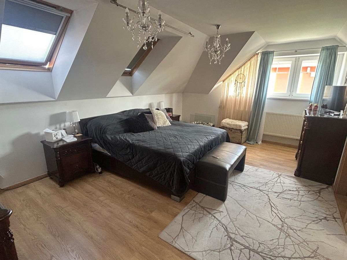 Pronájem domu 200 m² - foto 25