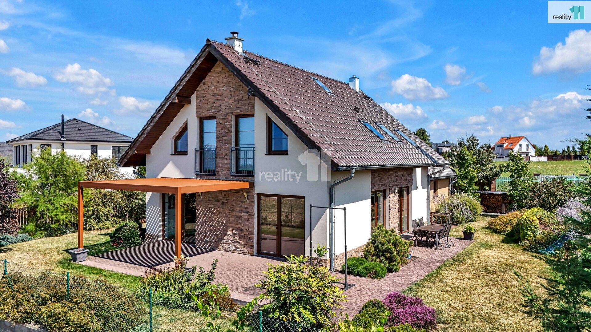 Prodej domu 238 m² - foto 1