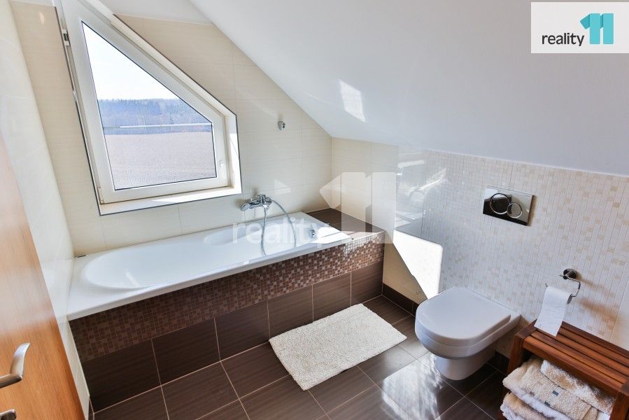 Prodej domu 238 m² - foto 16