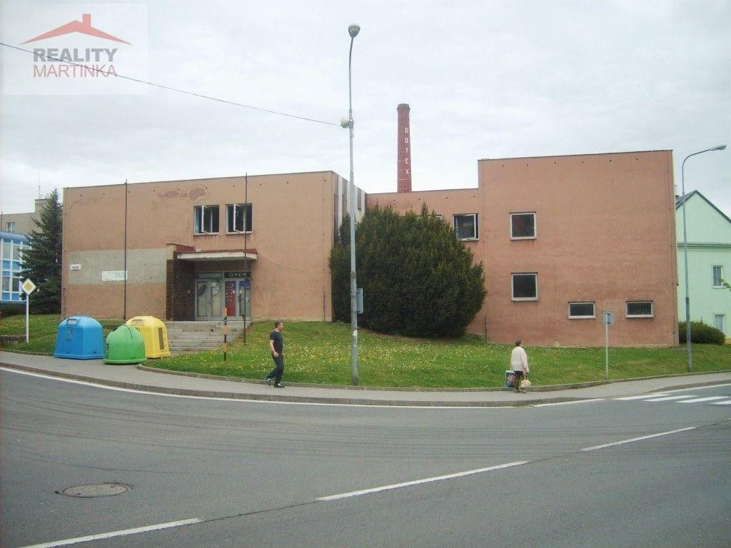 Pronájem komerčního prostoru 1300 m² - foto 5