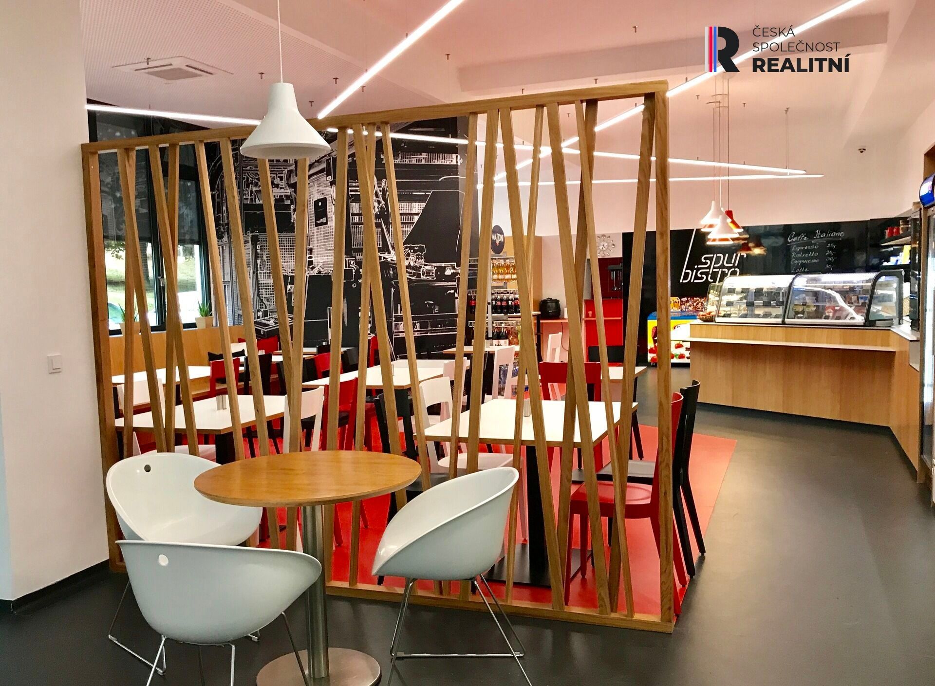 Pronájem komerčního prostoru 550 m² - foto 2