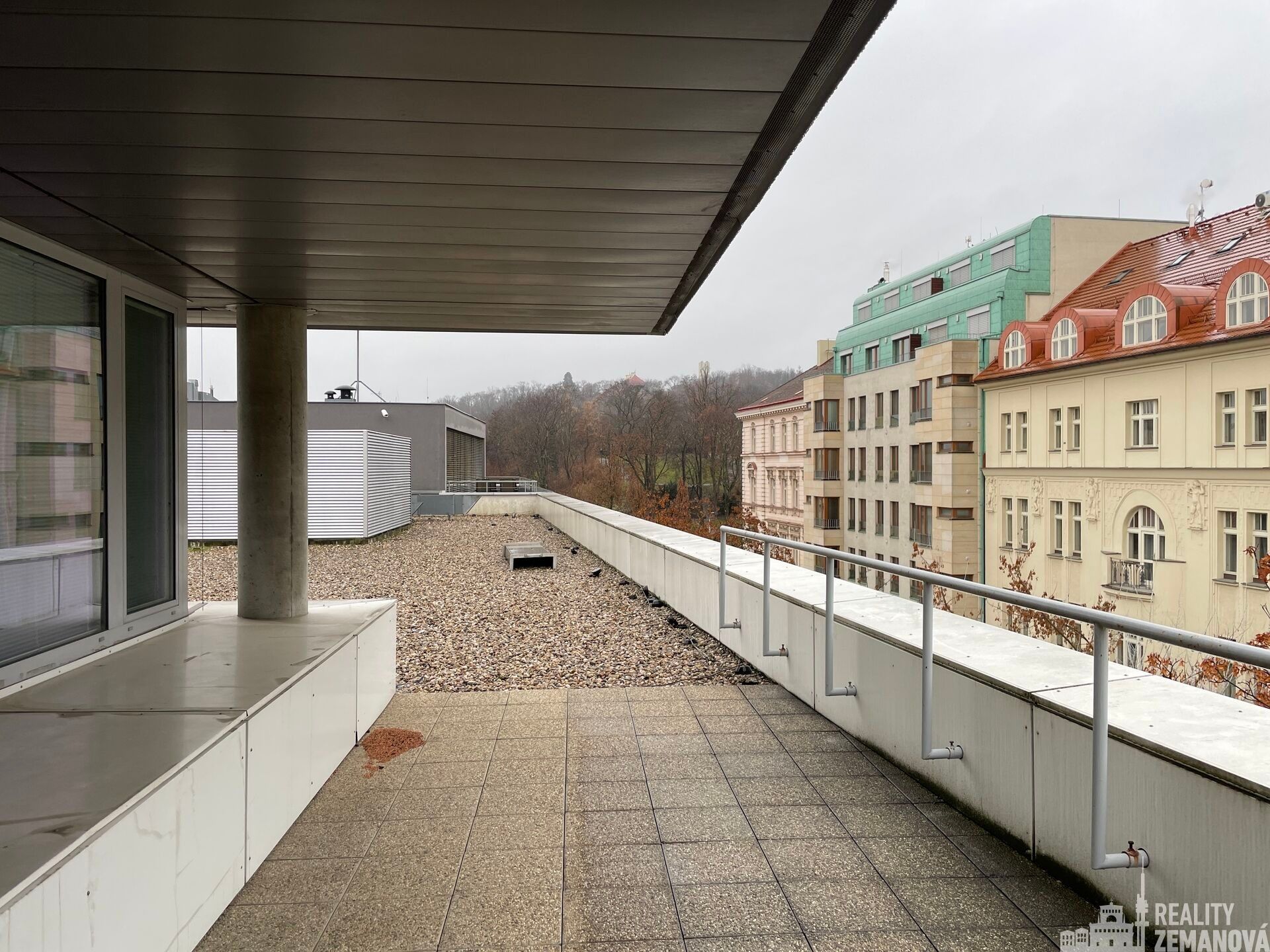 Pronájem komerčního prostoru 1006 m² - foto 8