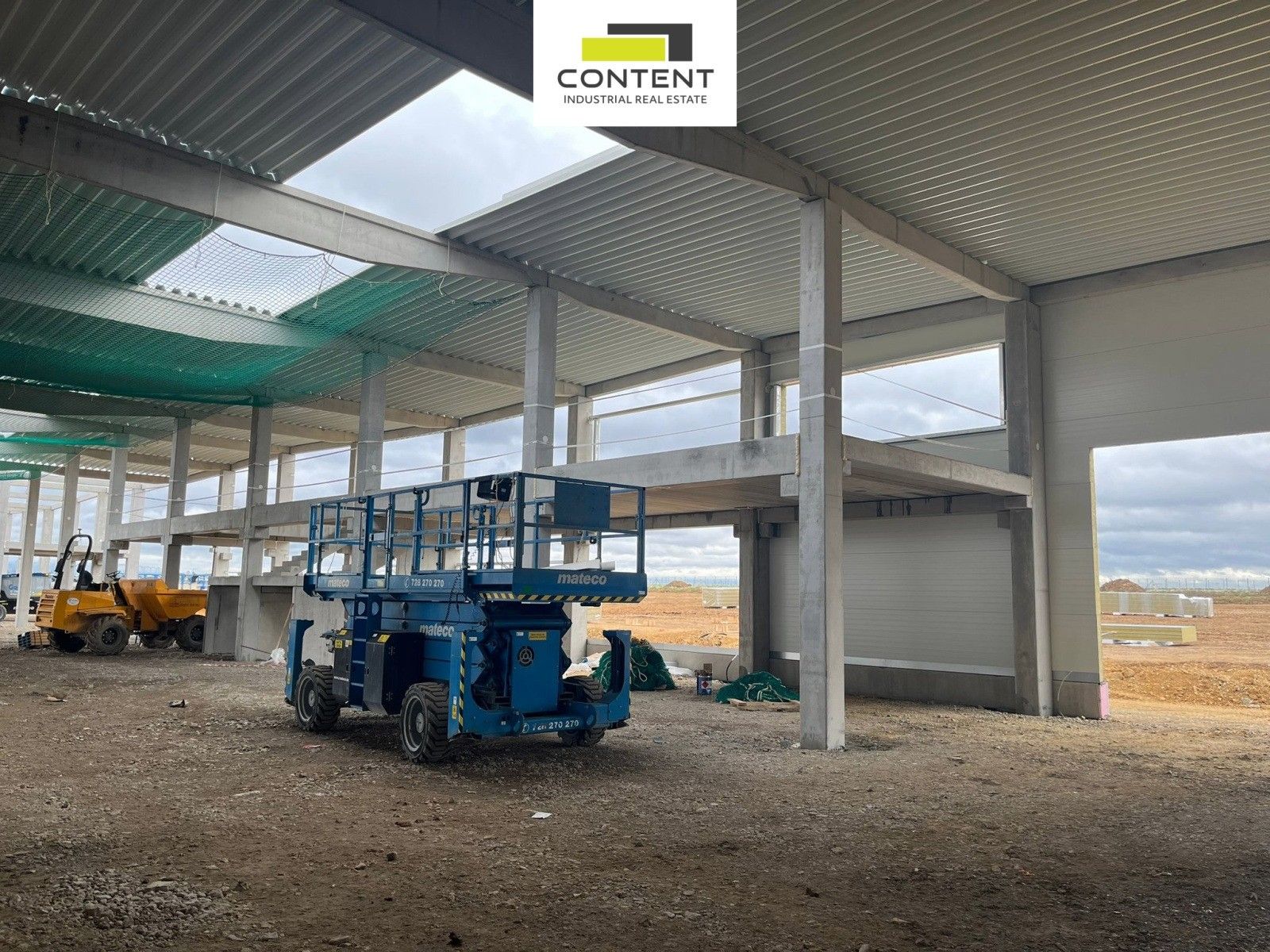 Pronájem komerčního prostoru 5920 m² - foto 3