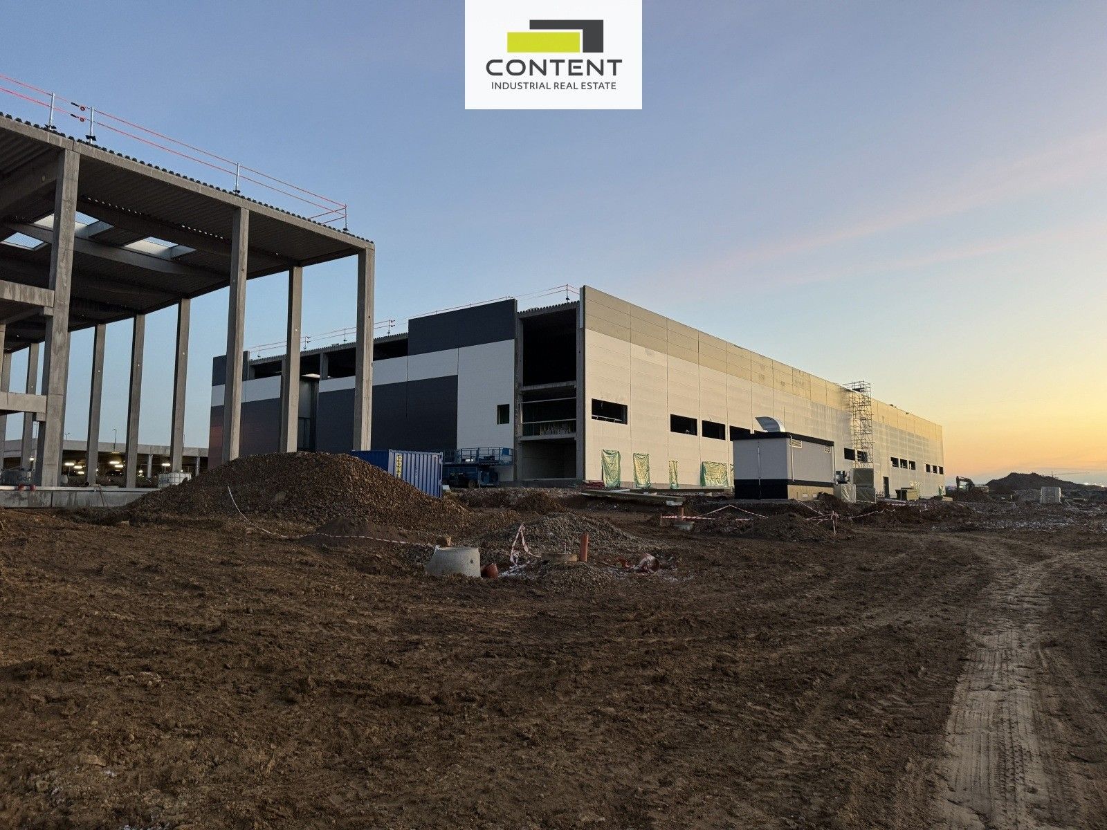 Pronájem komerčního prostoru 5920 m² - foto 6