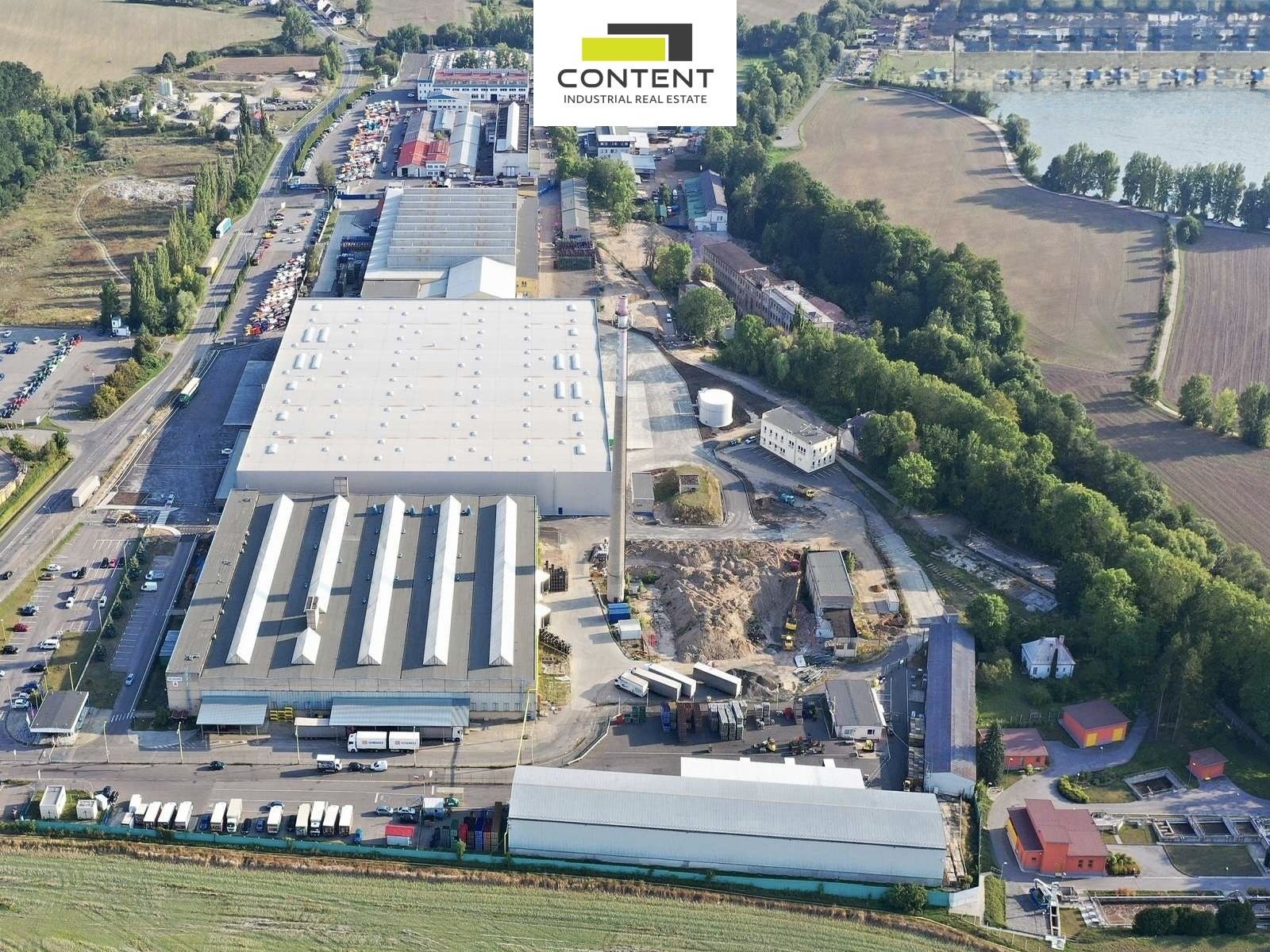 Pronájem komerčního prostoru 9825 m² - foto 2