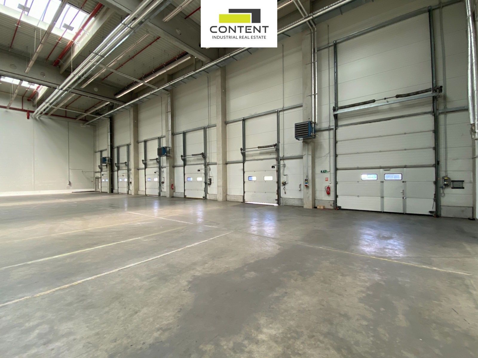 Pronájem komerčního prostoru 10446 m² - foto 3