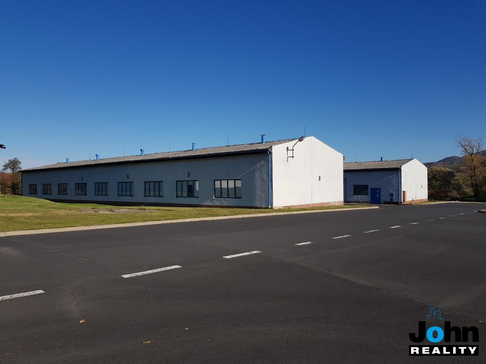 Pronájem komerčního prostoru 720 m² - foto 5