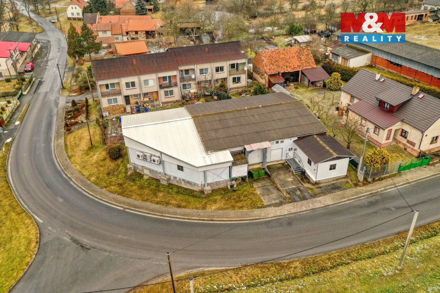 Prodej komerčního prostoru 377 m² - foto 4