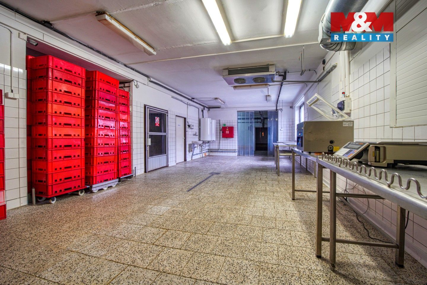 Prodej komerčního prostoru 377 m² - foto 6